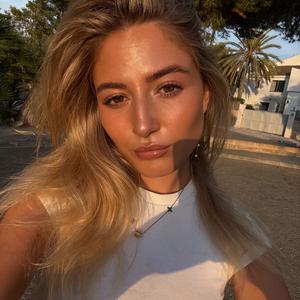 Leni Marie