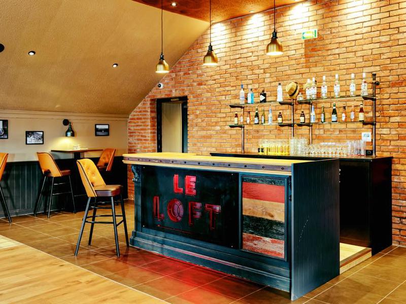 venue-image