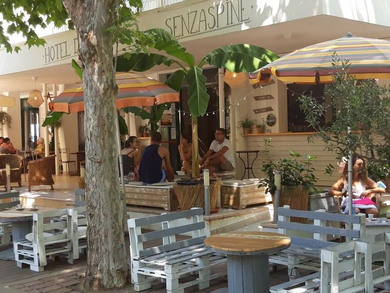 venue-image