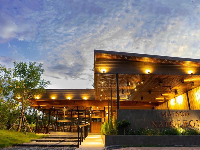 venue-image