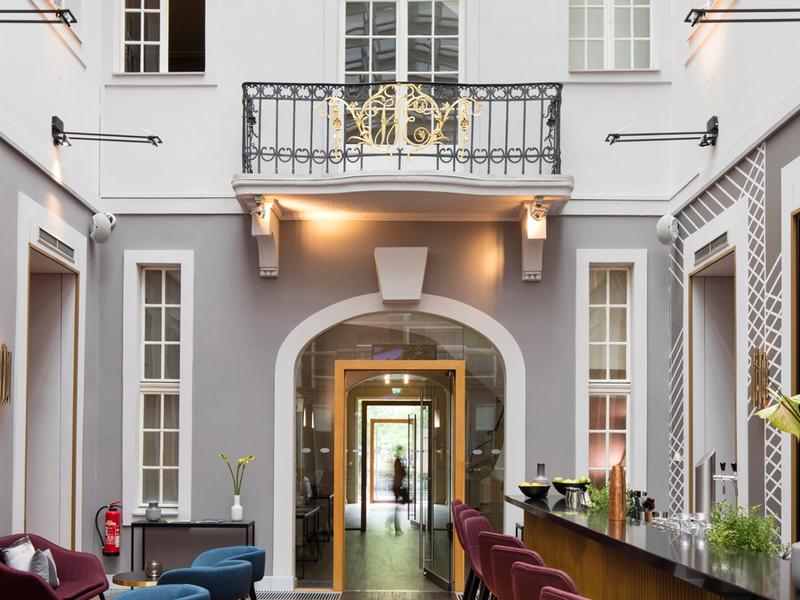venue-image