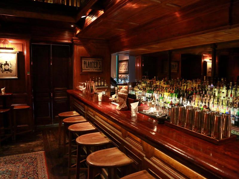 Planter’s Club Bar