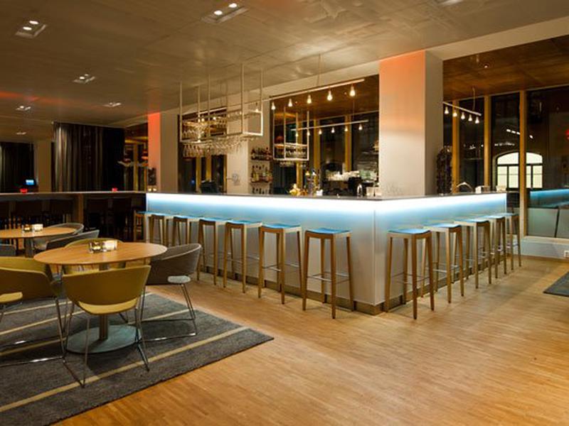 venue-image