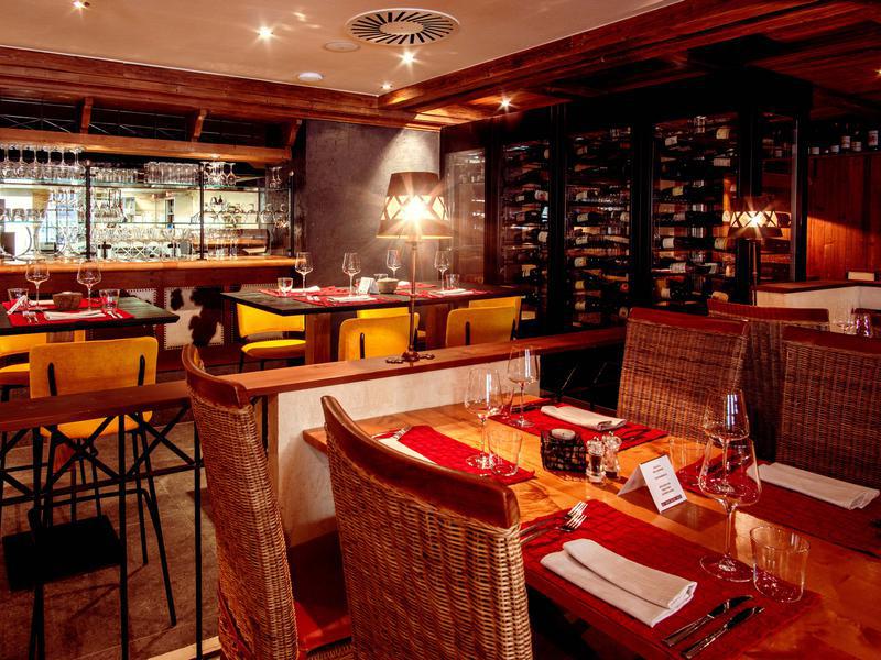 venue-image
