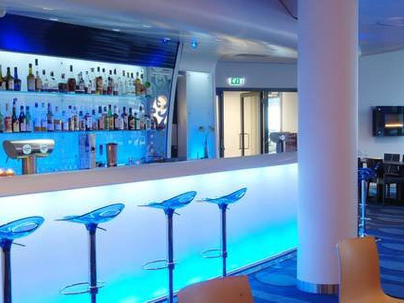 venue-image