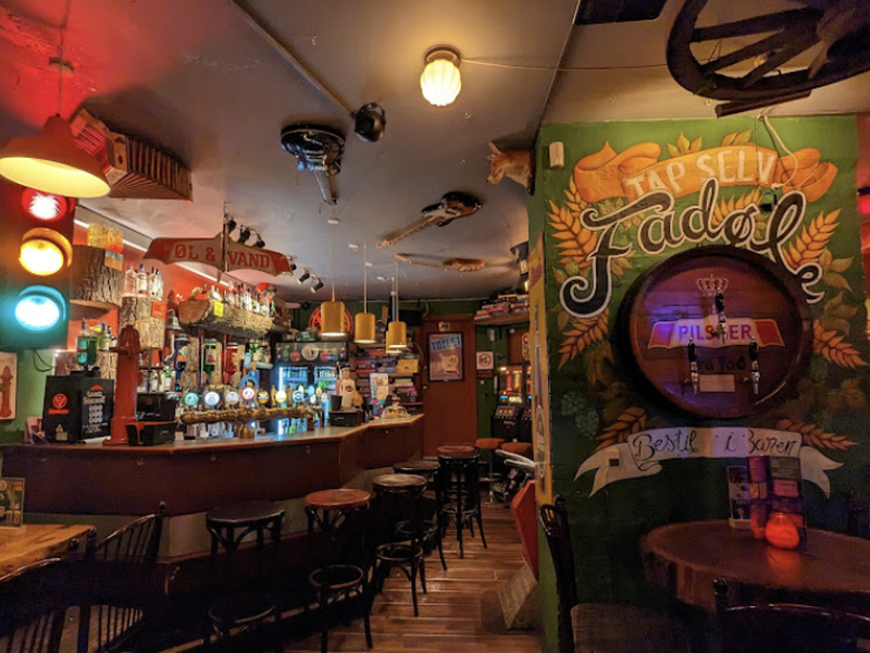 venue-image