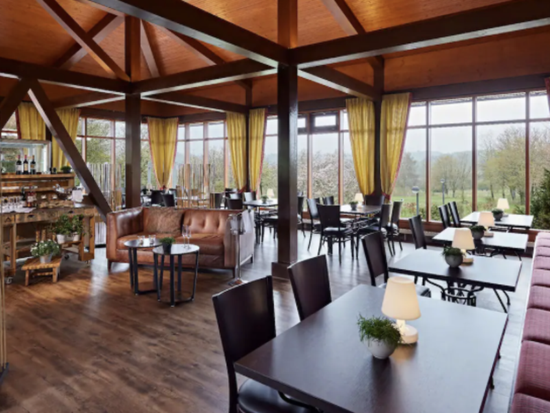 venue-image