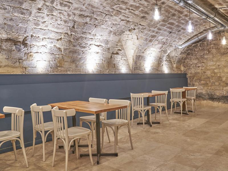 venue-image
