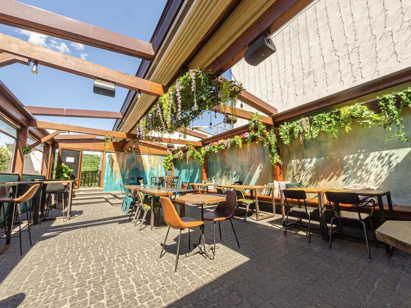 venue-image